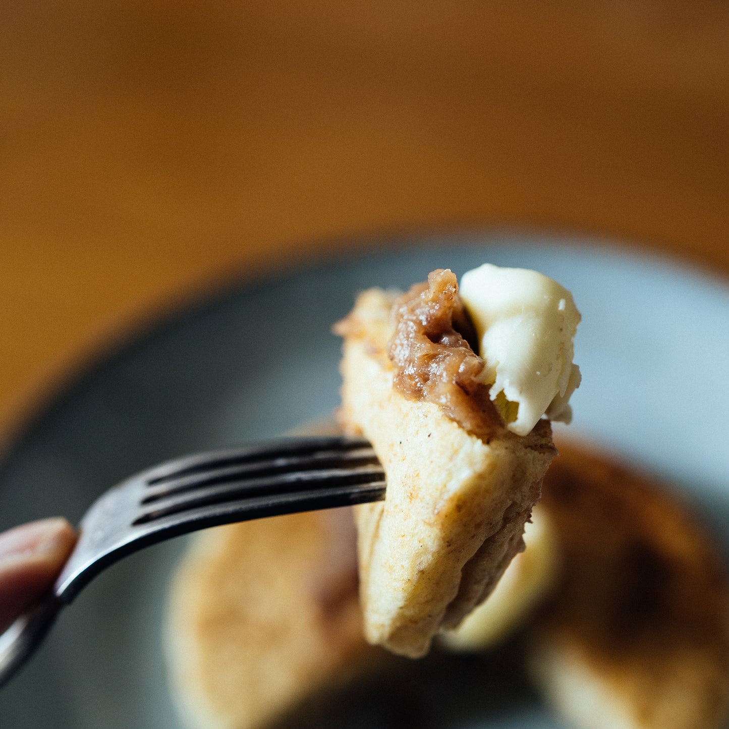 畑で採れたピーナッツのあんこ